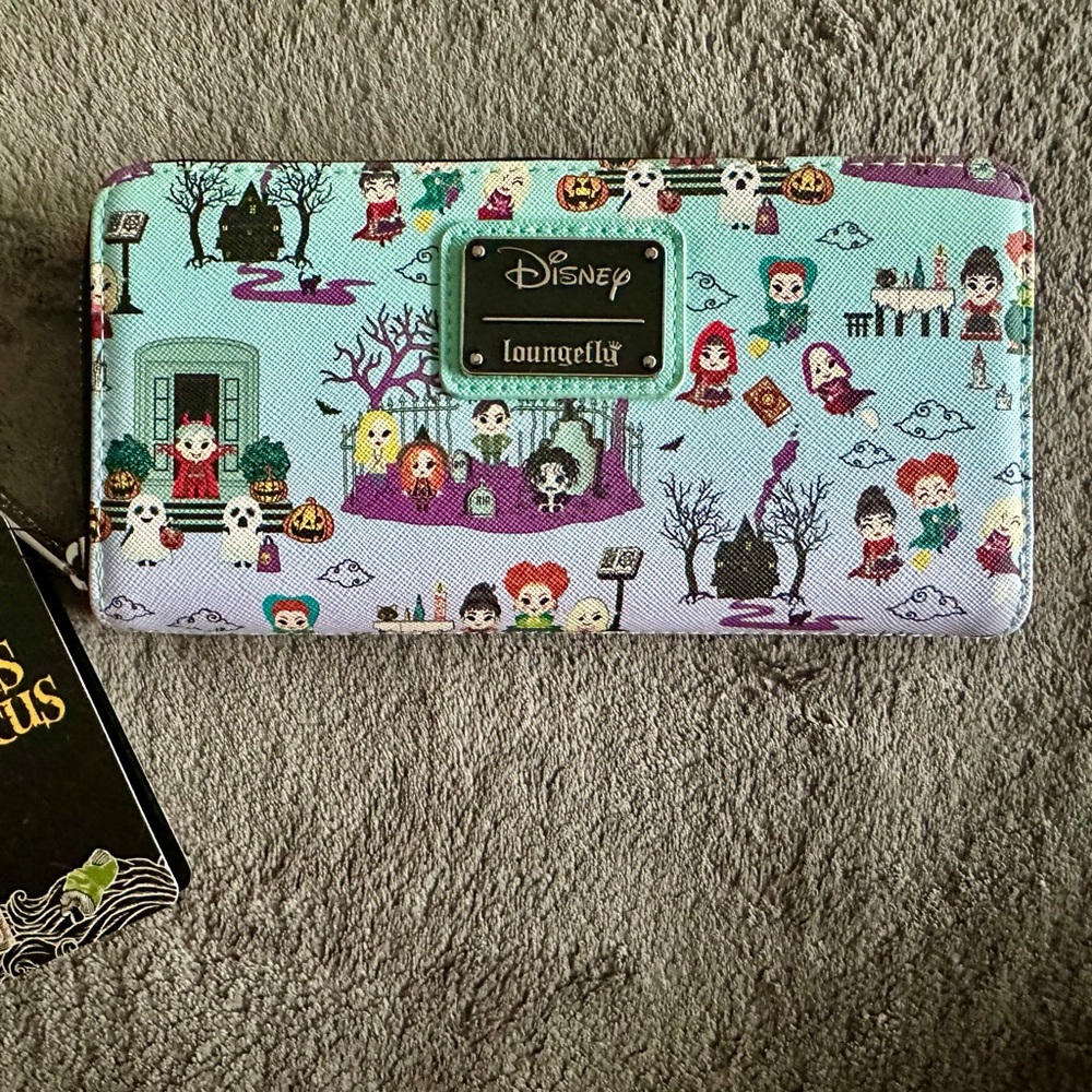 Disney Hocus Pocus Scene AOP Zip-Around Wallet